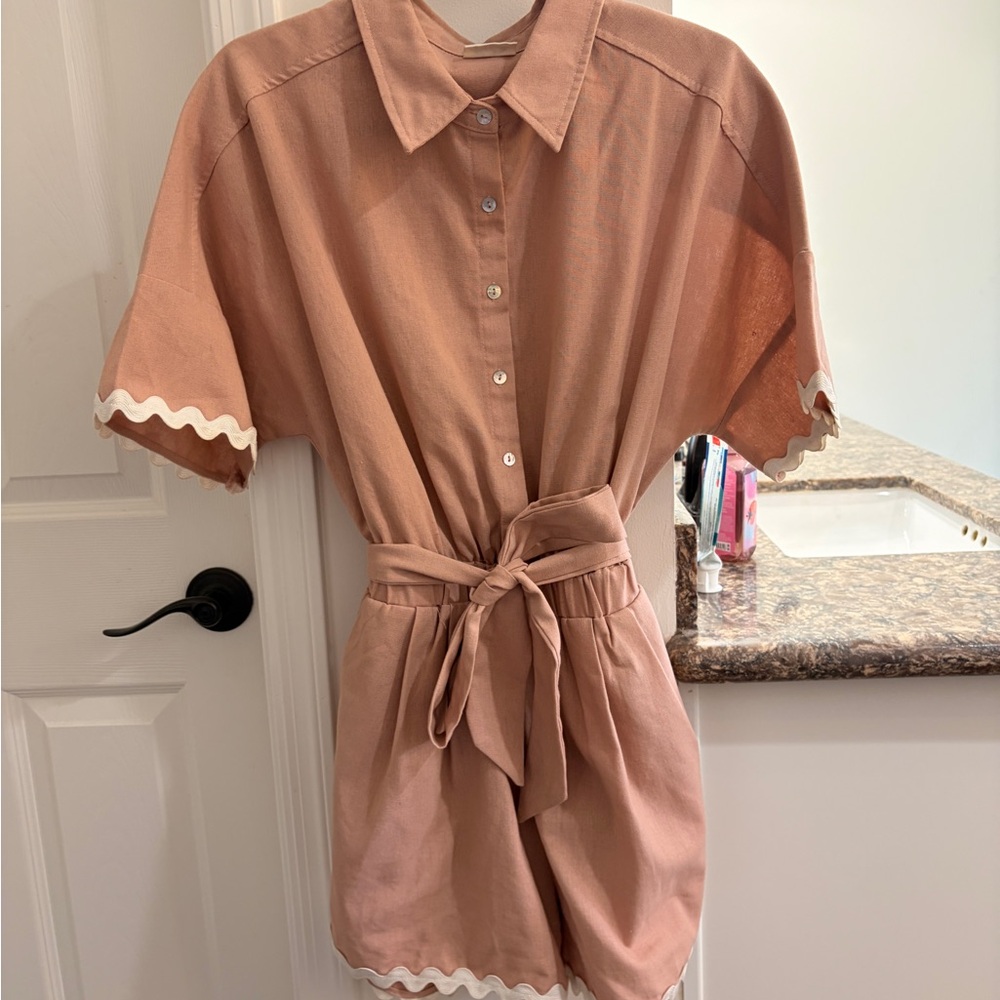 Button-Front Peach Romper with Waist Tie LN